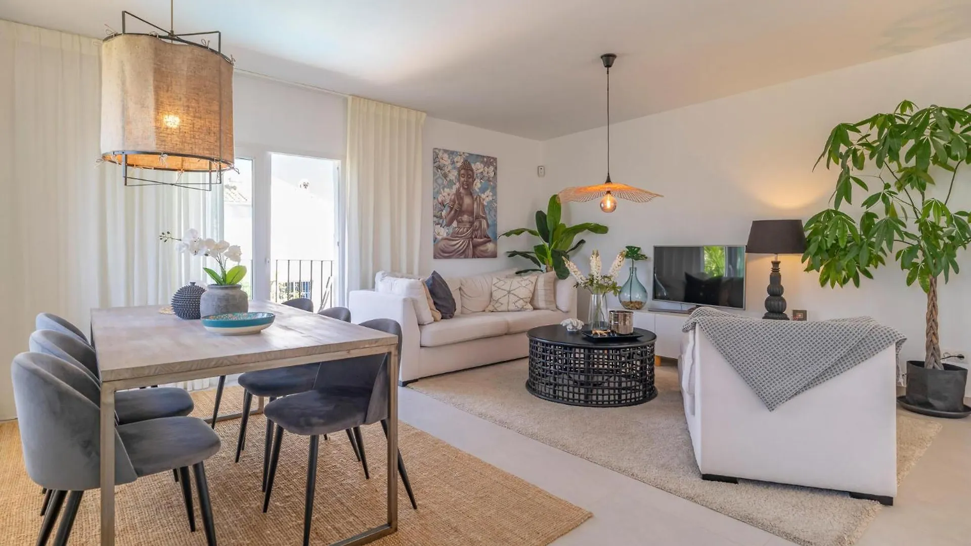 Lovely Apartment In Mijas With Kitchen Spain